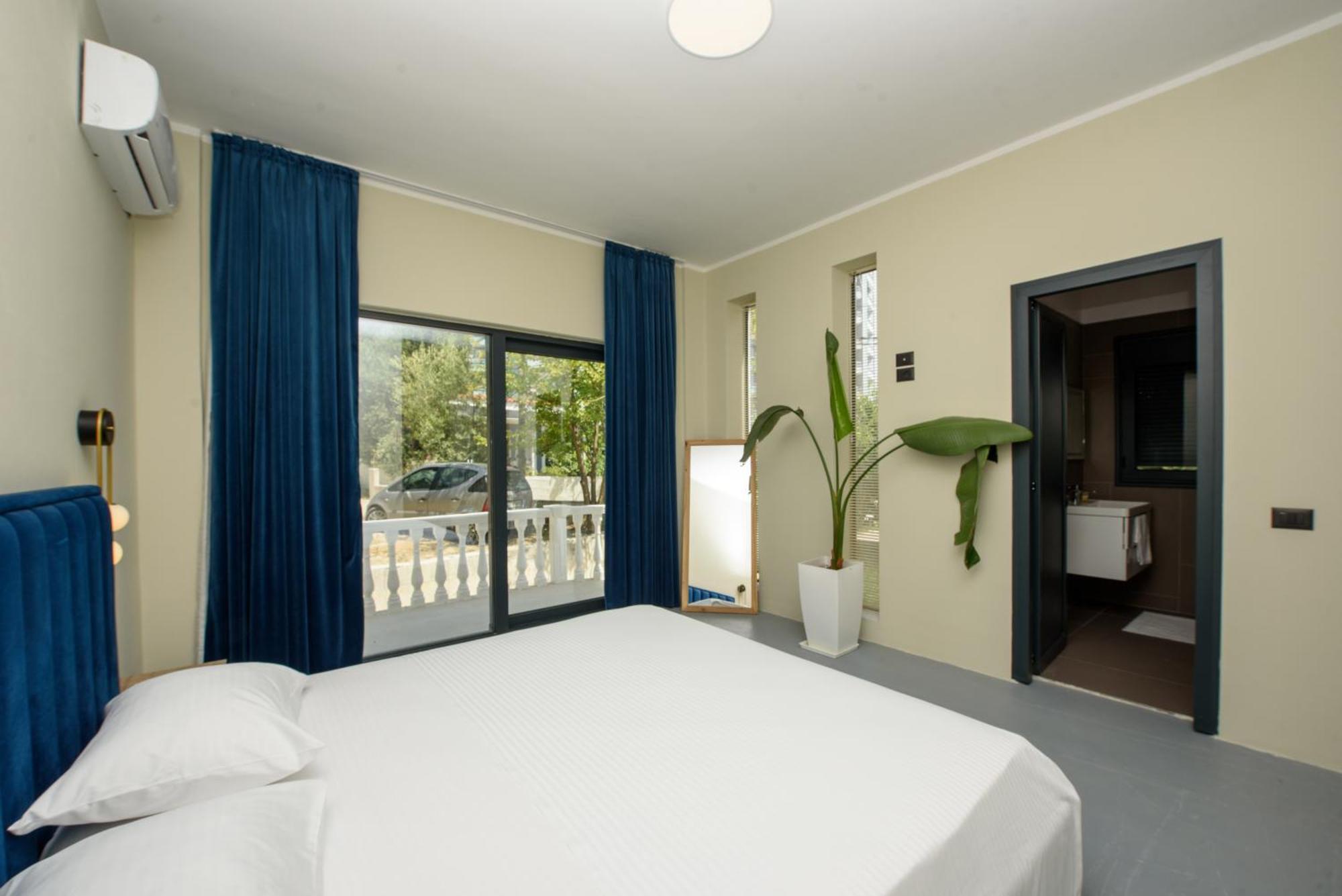 Olivium Rooms Vlorë Esterno foto